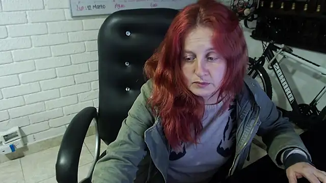 ViioletaMora online show from 03/07/25, 10:56