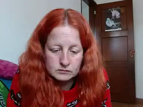 ViioletaMora online show from 09/18/25, 07:16