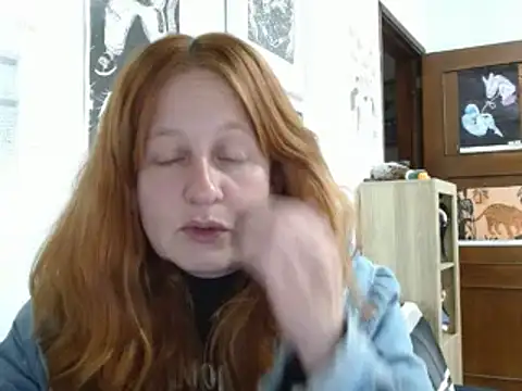 ViioletaMora online show from 05/11/26, 03:01