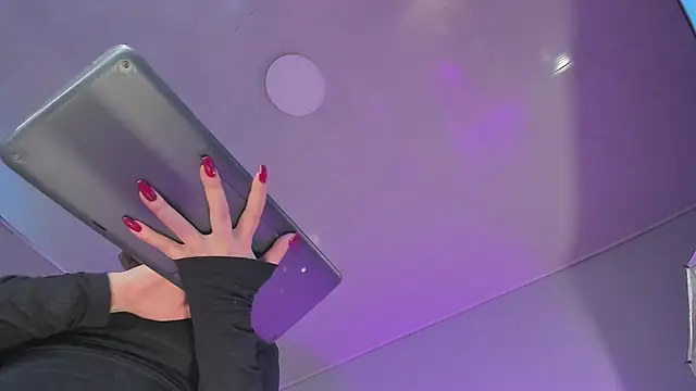 Hannah Borbon online show from 02/20/25, 05:01