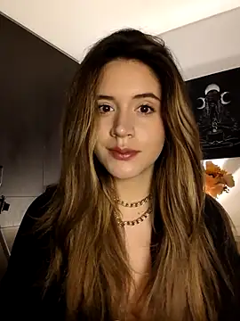 maliciaworld online show from 10/09/25, 10:41