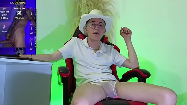 Snapshot of Elian_Cooper chatting on 09/21/25, 01:07 Elian Cooper online show from 09/21/25, 01:07