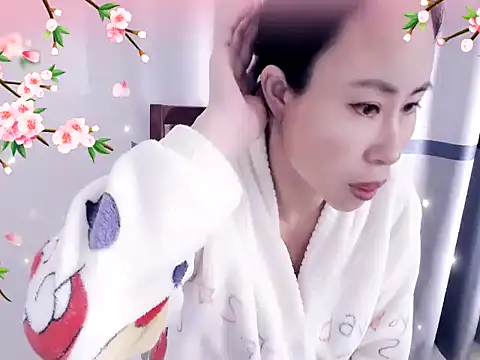 Snapshot of xiaoxuer chatting on 12/03/24, 03:52 xiaoxuer online show from 12/03/24, 03:52