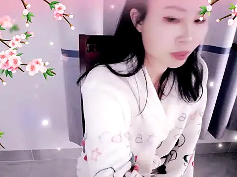 Snapshot of xiaoxuer chatting on 12/10/24, 07:37 xiaoxuer online show from 12/10/24, 07:37