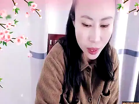 Snapshot of xiaoxuer chatting on 12/20/24, 03:47 xiaoxuer online show from 12/20/24, 03:47