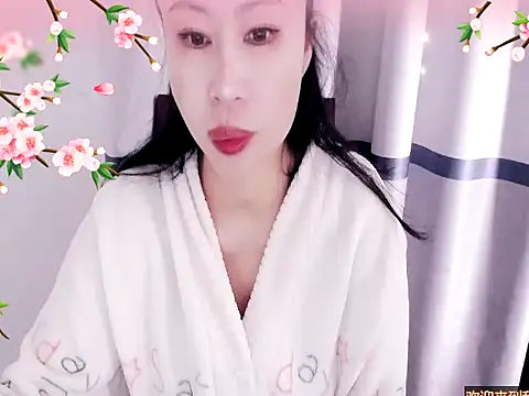 Snapshot of xiaoxuer chatting on 12/30/24, 04:42 xiaoxuer online show from 12/30/24, 04:42