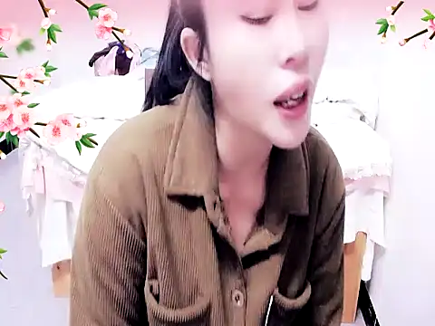 Snapshot of xiaoxuer chatting on 02/15/25, 04:58 xiaoxuer online show from 02/15/25, 04:58