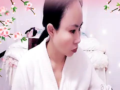 Snapshot of xiaoxuer chatting on 02/18/25, 04:48 xiaoxuer online show from 02/18/25, 04:48