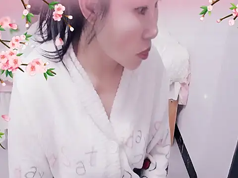 Snapshot of xiaoxuer chatting on 03/18/25, 04:58 xiaoxuer online show from 03/18/25, 04:58
