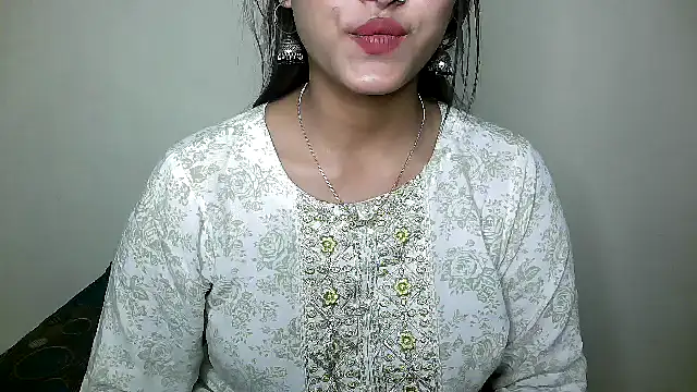 Snapshot of Princess_noorjahan chatting on 12/11/24, 06:20 Princess noorjahan online show from 12/11/24, 06:20