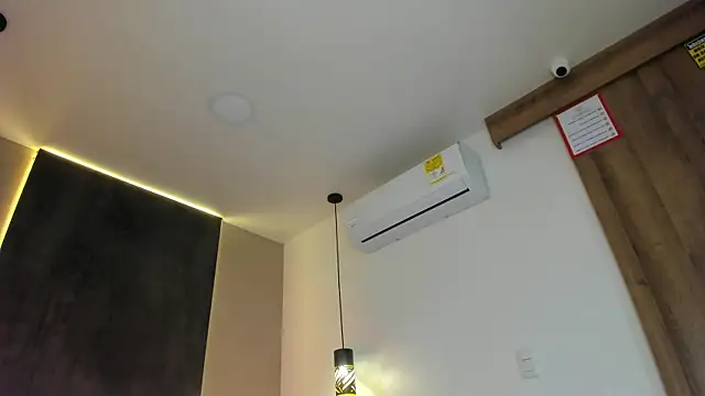 memphiswilliam online show from 12/17/25, 03:01