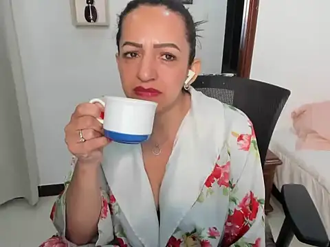 MonicaGarcia  online show from 02/13/26, 09:55