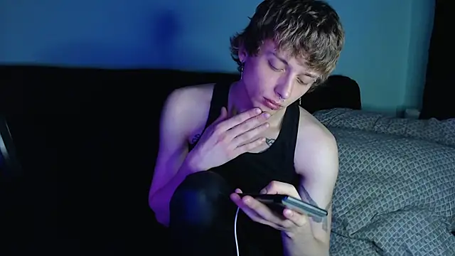 axxxturel online show from 03/18/25, 06:37