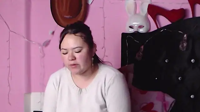 NikkiRous  online show from 01/18/25, 01:51