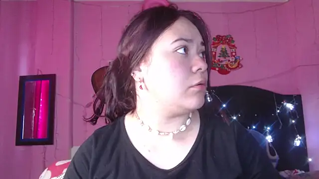 NikkiRous  online show from 11/10/25, 01:21