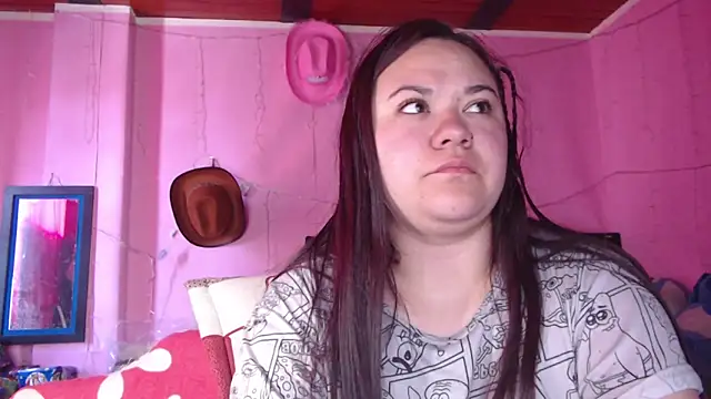 NikkiRous  online show from 12/22/25, 02:14