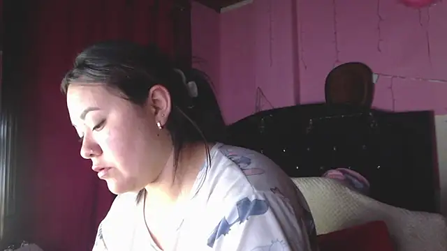 NikkiRous  online show from 04/29/26, 03:43