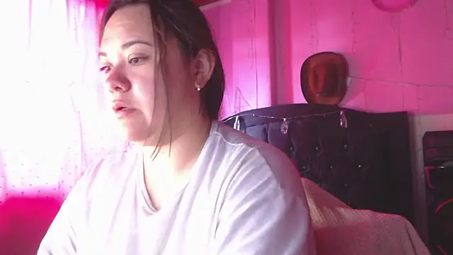 NikkiRous  online show from 05/25/26, 01:17