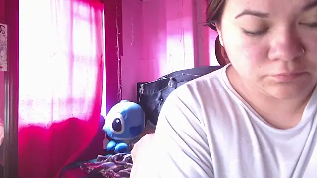NikkiRous  online show from 06/12/26, 01:43