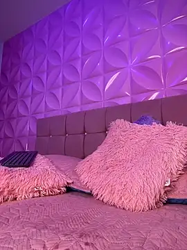 Ema azel online show from 12/19/24, 04:57