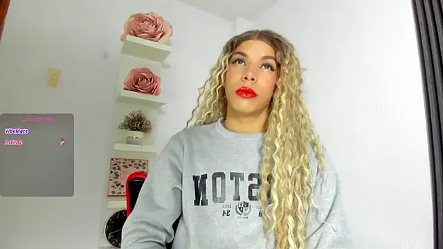 Giorgina Parado online show from 04/21/26, 03:57