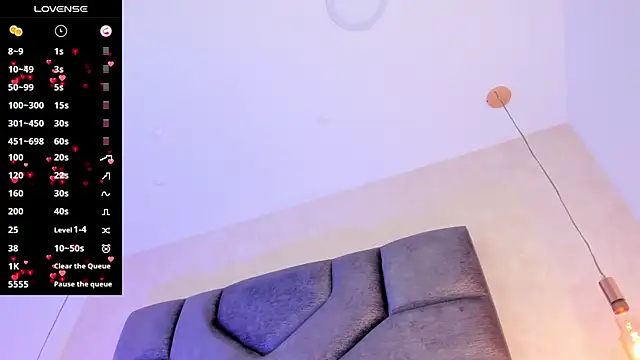 AilishBenson online show from 10/17/25, 07:49