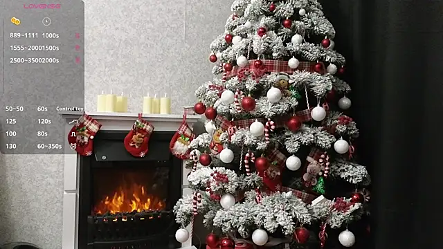 Snapshot of Sofia_Wills666 chatting on 12/27/24, 02:12 Sofia Wills666 online show from 12/27/24, 02:12