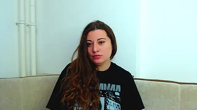 Helen Adams  online show from 12/02/24, 05:04