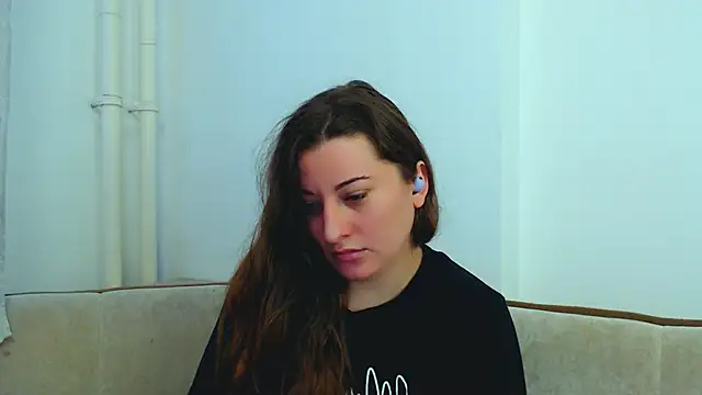 Helen Adams  online show from 01/07/25, 08:03