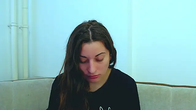 Helen Adams  online show from 02/22/25, 06:50