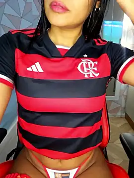 Snapshot of moreninhasilva chatting on 10/15/25, 10:32 moreninhasilva online show from 10/15/25, 10:32