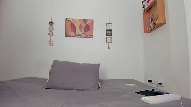 its me miley online show from 04/24/26, 03:03