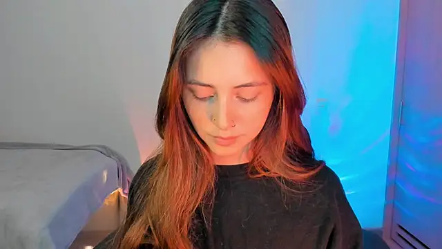 annie mora online show from 09/25/25, 02:26