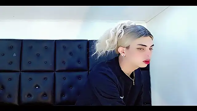 Daniela Pink  online show from 03/01/26, 08:11