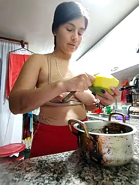 Sasha smith23 online show from 04/16/26, 01:06