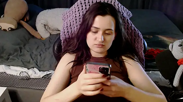 KiraYammy online show from 01/13/25, 01:56