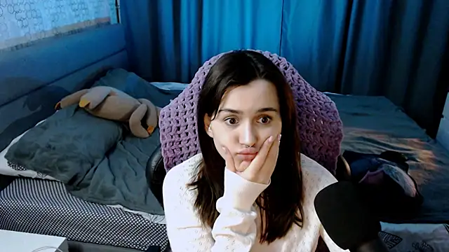 KiraYammy online show from 02/06/25, 03:48