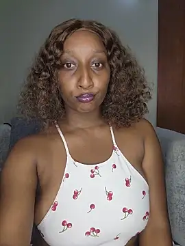Snapshot of CarlaBeckky chatting on 06/17/26, 02:18 CarlaBeckky online show from 06/17/26, 02:18