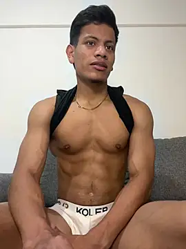 bbchocolate27 online show from 04/18/26, 10:21