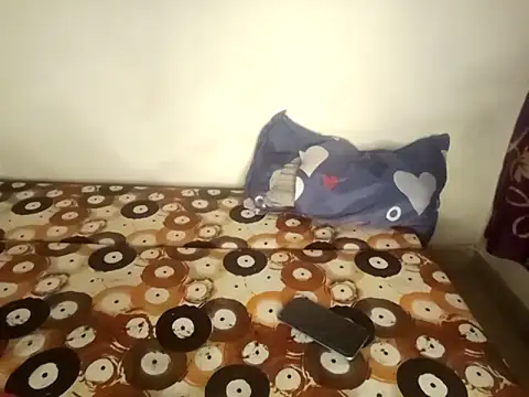 shuhana  online show from 09/19/25, 01:29