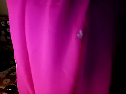 shuhana  online show from 10/06/25, 12:52