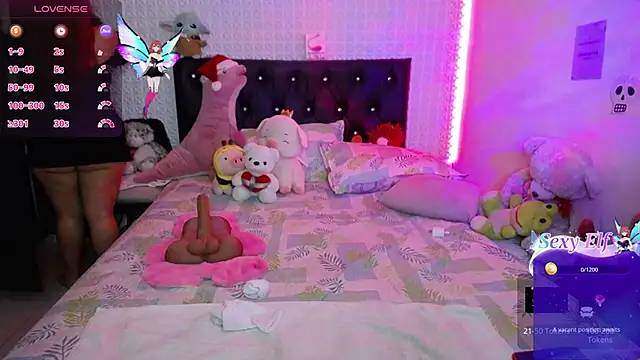 redgirlofficial online show from 12/21/24, 09:04