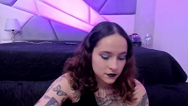 AnnyThompson  online show from 02/14/25, 09:10