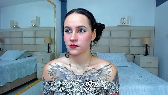 AnnyThompson  online show from 09/10/25, 09:48