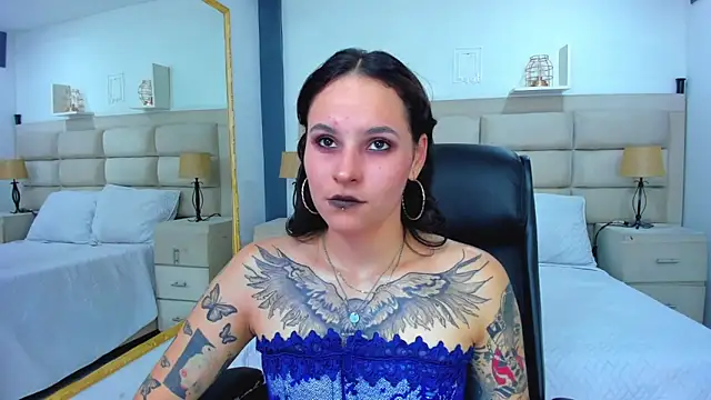 AnnyThompson  online show from 09/15/25, 08:42