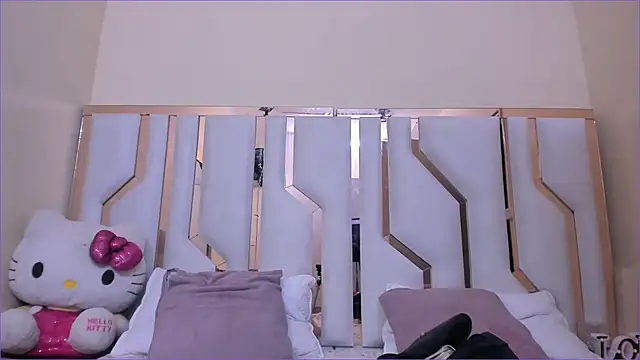 TifanyChill online show from 09/25/25, 07:50