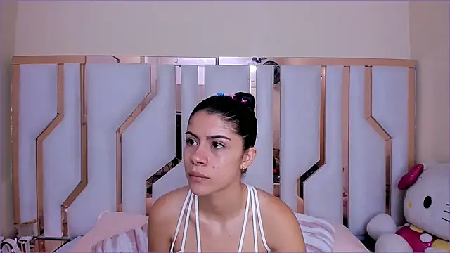 TifanyChill online show from 11/08/25, 05:23