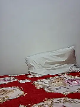 Snapshot of altinya chatting on 05/06/26, 12:30 altinya online show from 05/06/26, 12:30