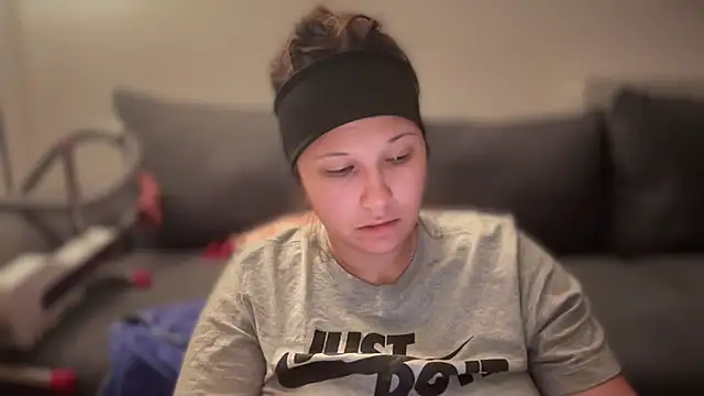 Snapshot of minette-sexy chatting on 10/05/25, 07:56 minette-sexy online show from 10/05/25, 07:56