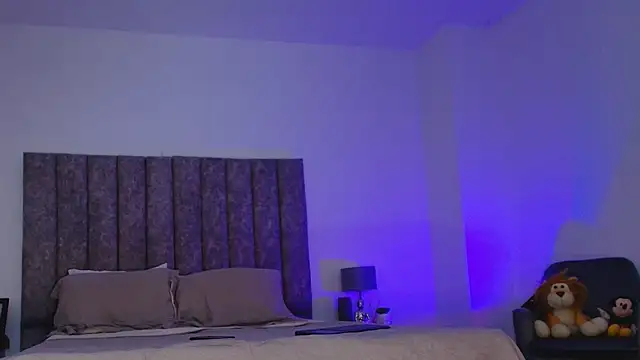 milaivanova online show from 09/19/25, 11:22